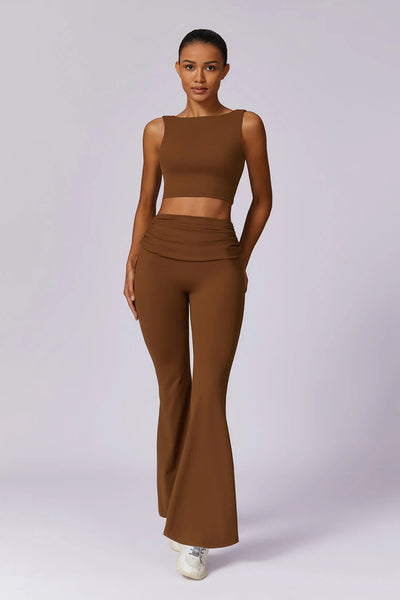 MALYRA Stilvolles Sport-Outfit: Zweiteiliges Set mit rückenfreiem Top